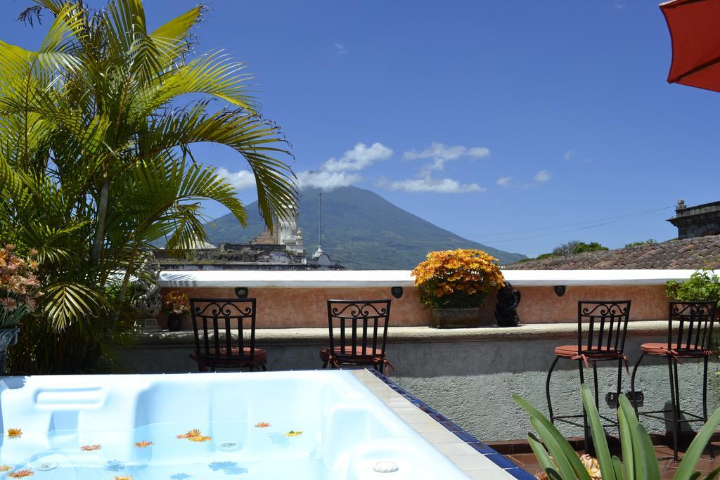 D'Leyenda Hotel Antigua Buitenkant foto