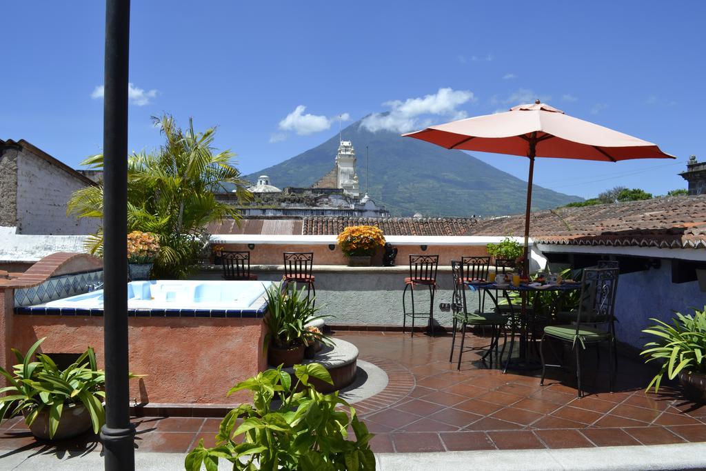 D'Leyenda Hotel Antigua Buitenkant foto
