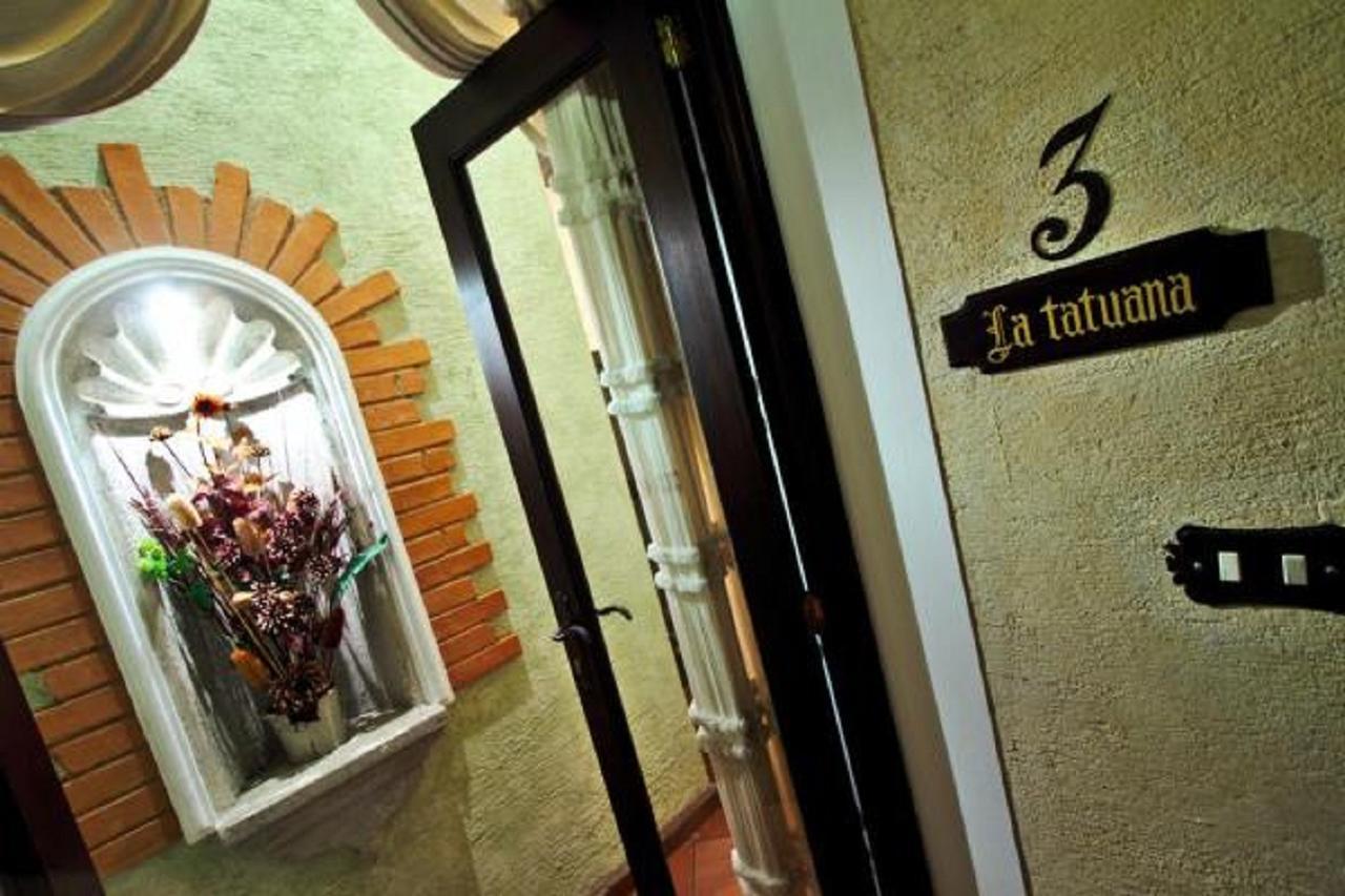 D'Leyenda Hotel Antigua Buitenkant foto